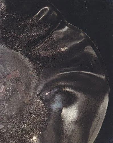 Broken Music (Details)