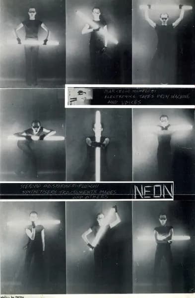 Neon (10) — Informations Of Death