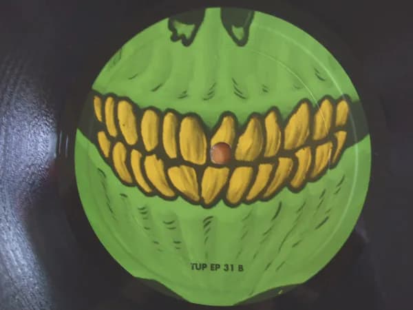 Melvins — Eggnog