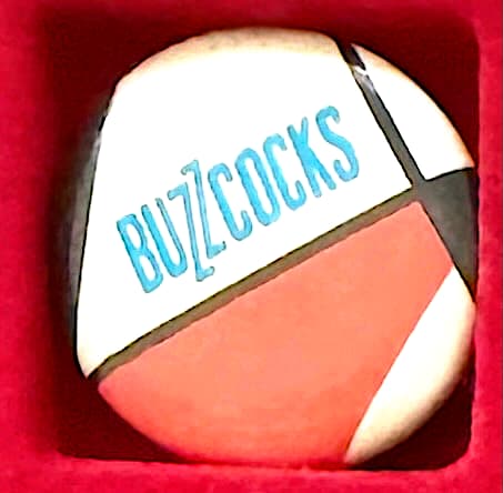 3 Buzzcokcs buttons