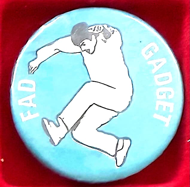 2 x Fad Gadget button