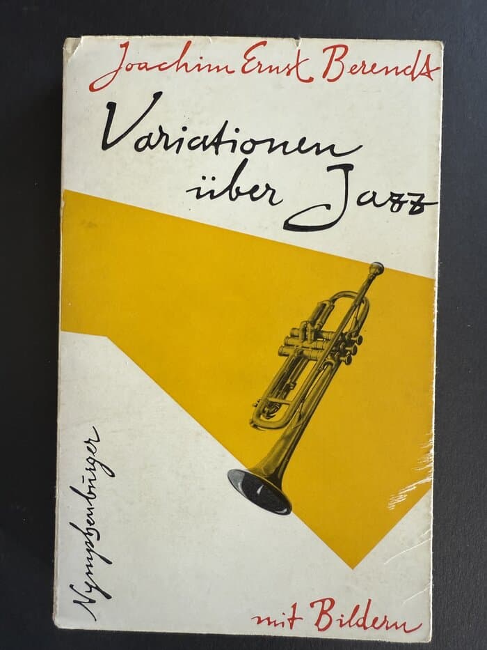 Variationen über Jazz. Aufsätze.