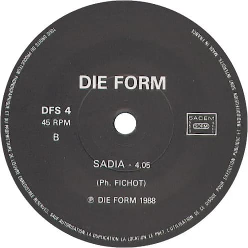 Die Form — Poupée Mécanique