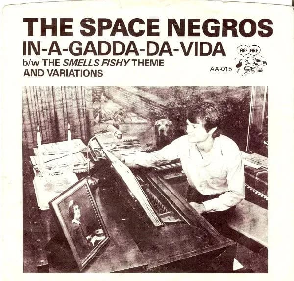 In-A-Gadda-Da-Vida b/w The Smells Fishy Theme And Variations