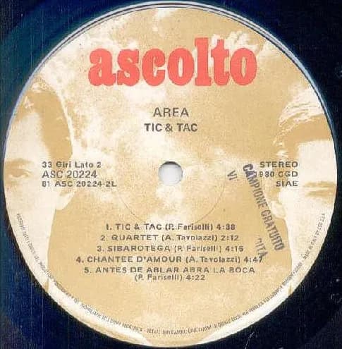 Area (6) — Tic & Tac