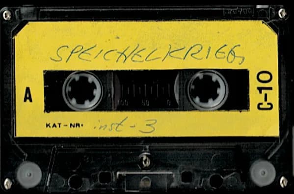 Speichelkrieg — Speichelkrieg