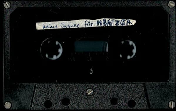 Kratzer — Keine Chance Für Kratzer / 17 Jahre