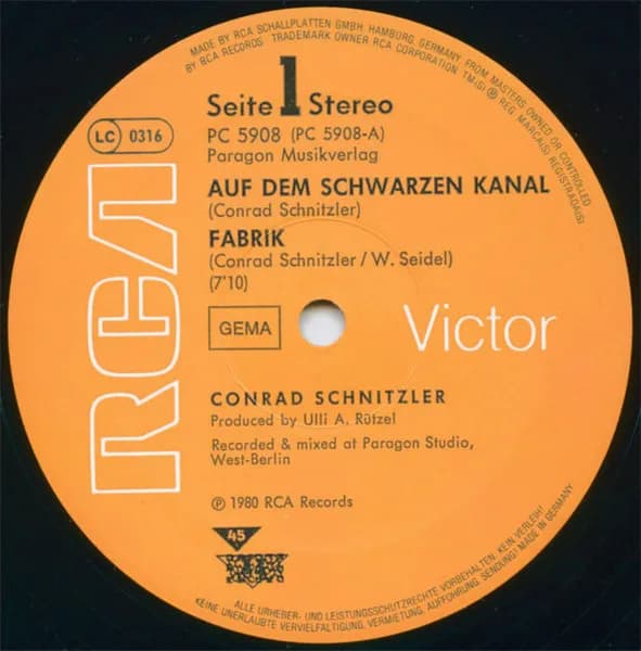 Conrad Schnitzler — Auf Dem Schwarzen Kanal
