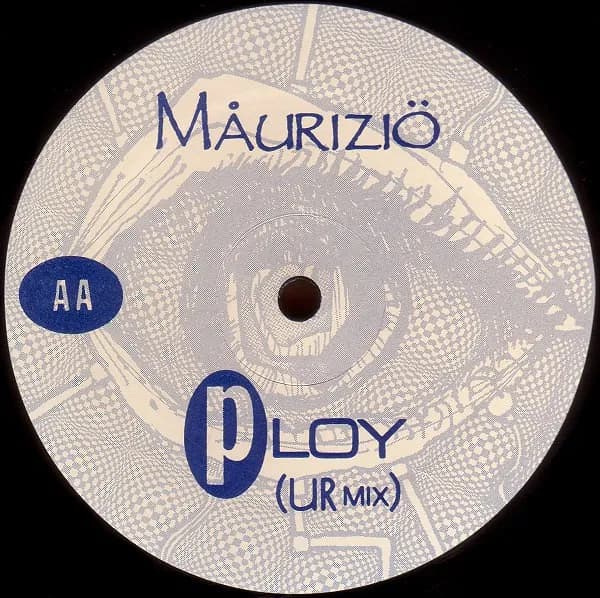 Maurizio — Ploy