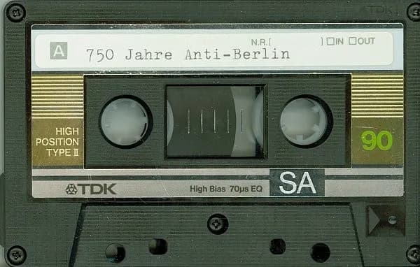 Various — 750 Jahre Anti-Berlin - Bei Bolle Hat's Gebrannt - Dokumentation Zu Den Kreuzberger Krawallen