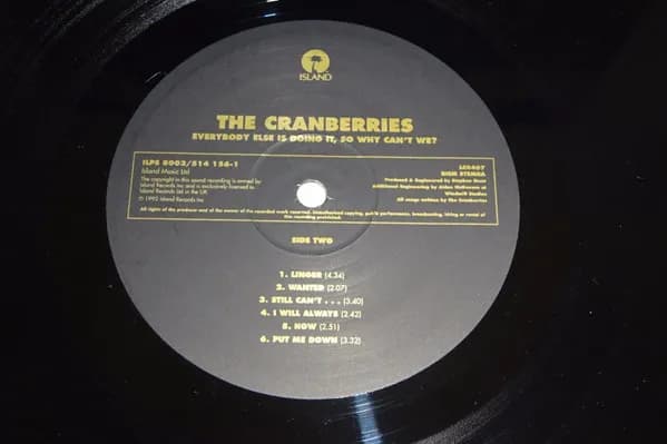 The Cranberries — Everybody Else Is Doing It, So Why Can't We?