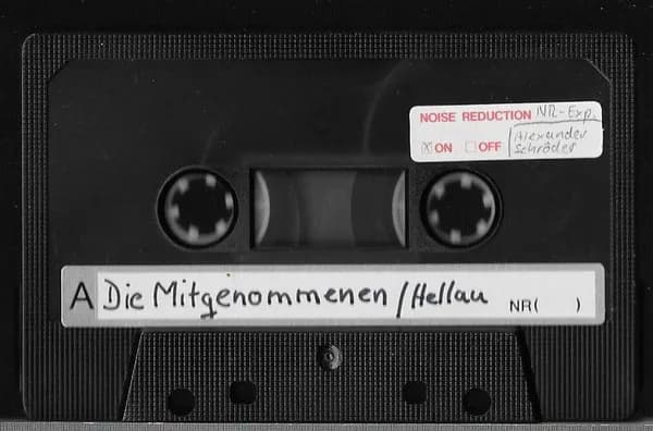 Die Mitgenommenen — Hellau