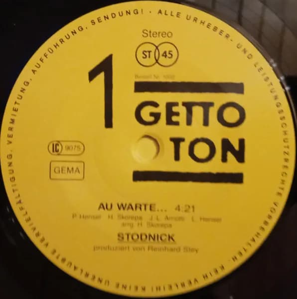 Stodnick — Au Warte...
