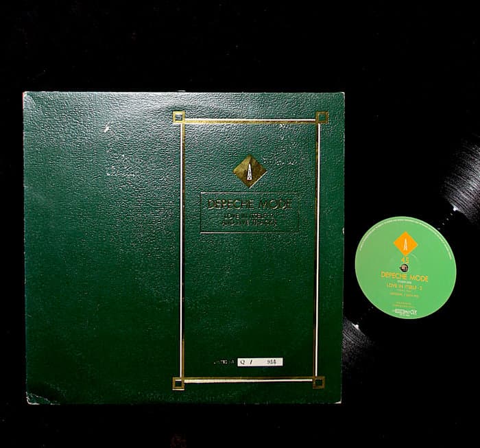 Love In Itself · 2 And Live Tracks