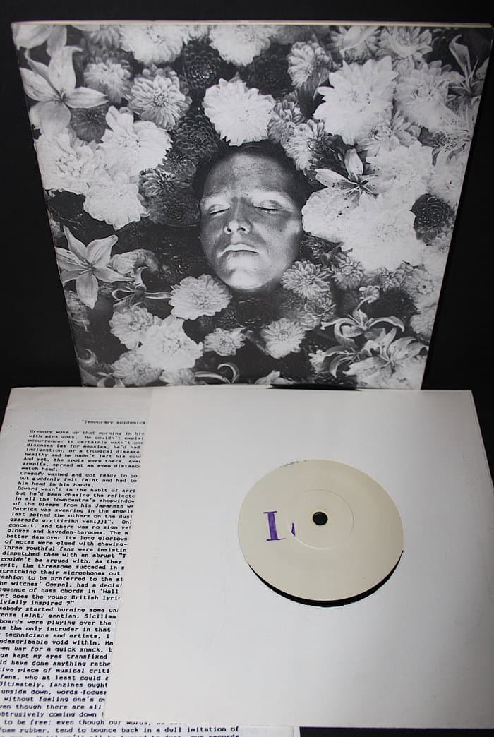 DsorDNE / Premonition 11