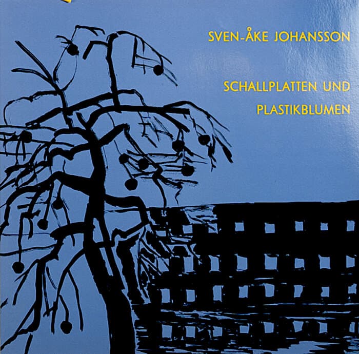 Schallplatten Und Plastikblumen
